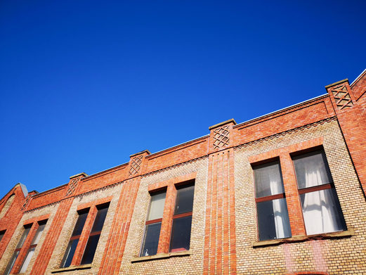 Das Atelierhaus Waggonfabrik von außen