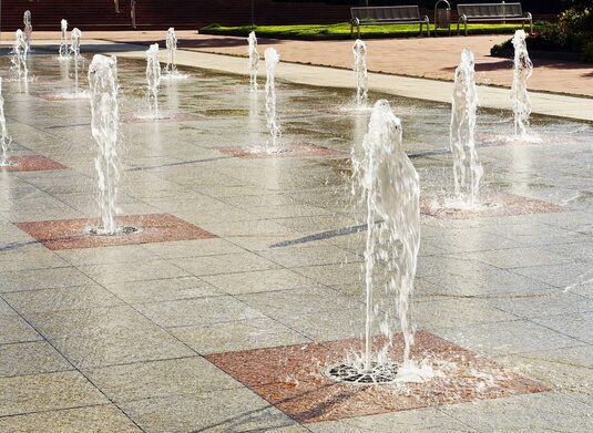 Verdunstungskälte aus Wasserflächen sorgt für Abkühlung in der Stadt