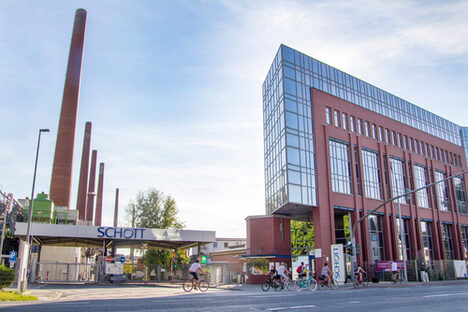 Schott Gelände